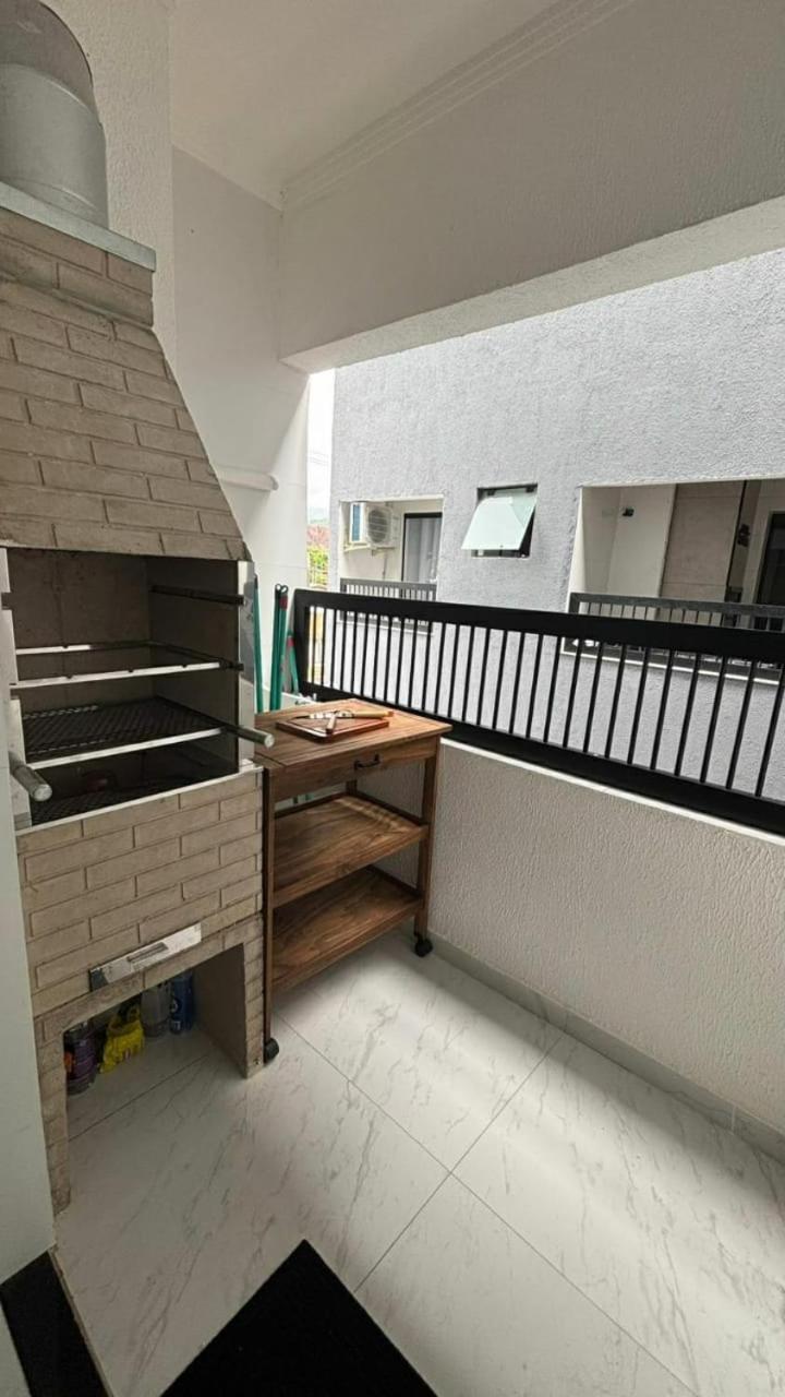 Apartamento Aconchegante Em Maranduba - *